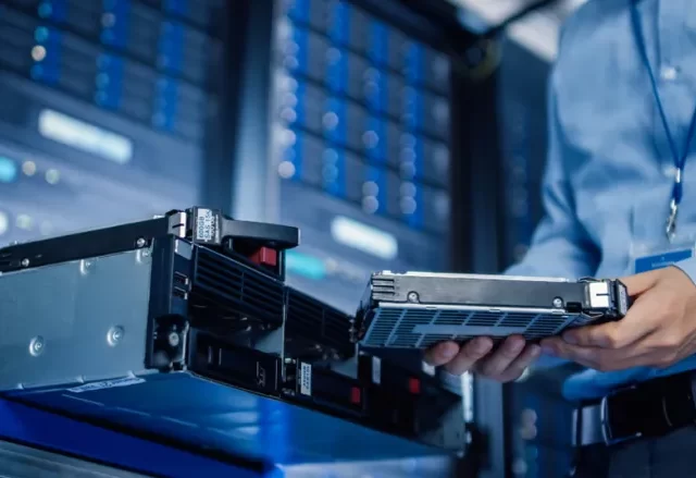 Reliable Server Installation in Dubai: Your Business Infrastructure