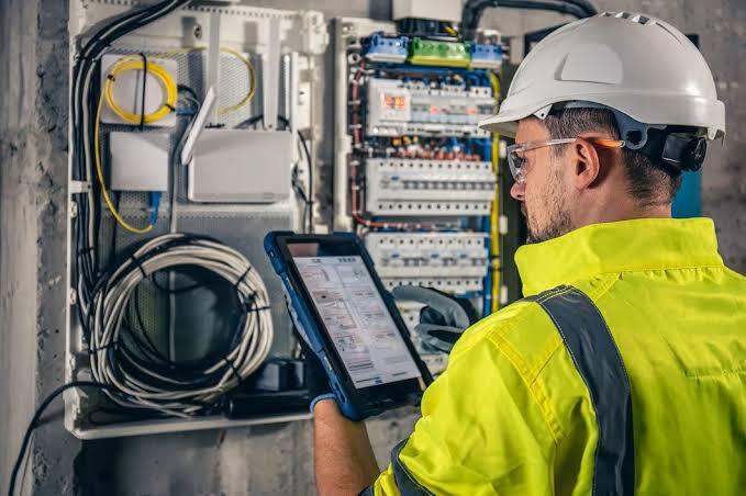 Communication & Low Voltage System AMC